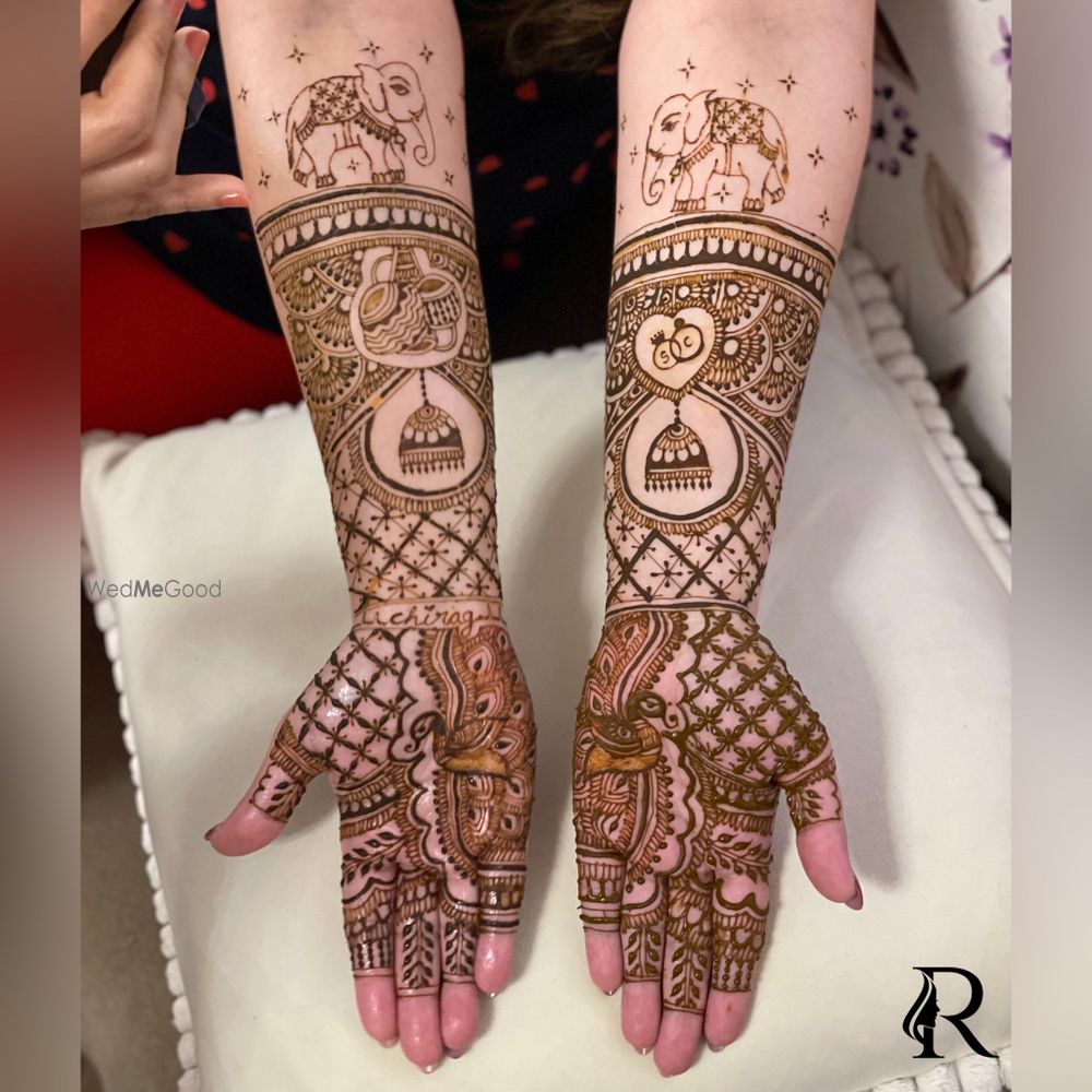 Photo By Glowing Hands Dubai - Mehendi Artist