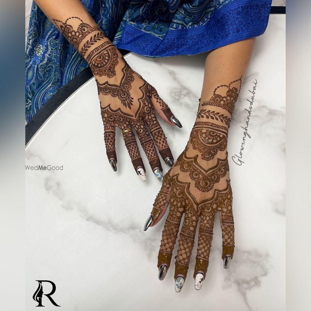 Photo By Glowing Hands Dubai - Mehendi Artist