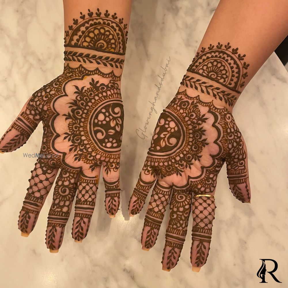 Photo By Glowing Hands Dubai - Mehendi Artist