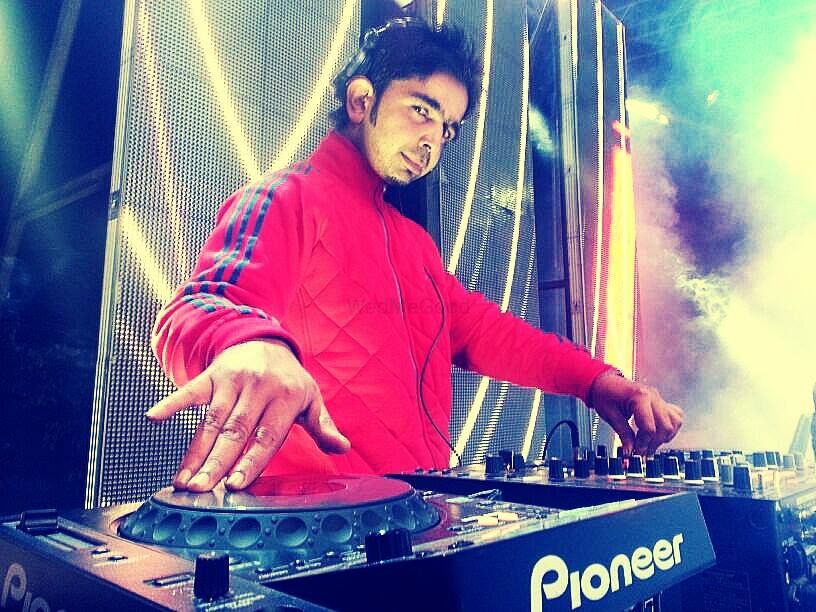 Photo By DJ Mohit Official - DJs