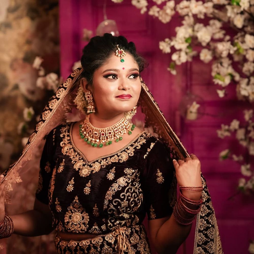 Photo By Saiisha Makeovers - Bridal Makeup