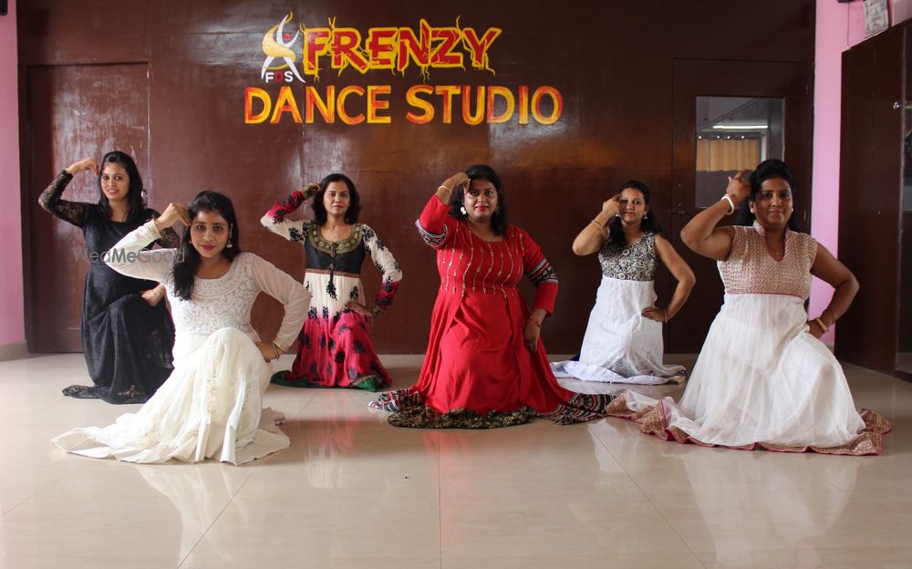 Photo By Frenzy Dance Studio - Sangeet Choreographer