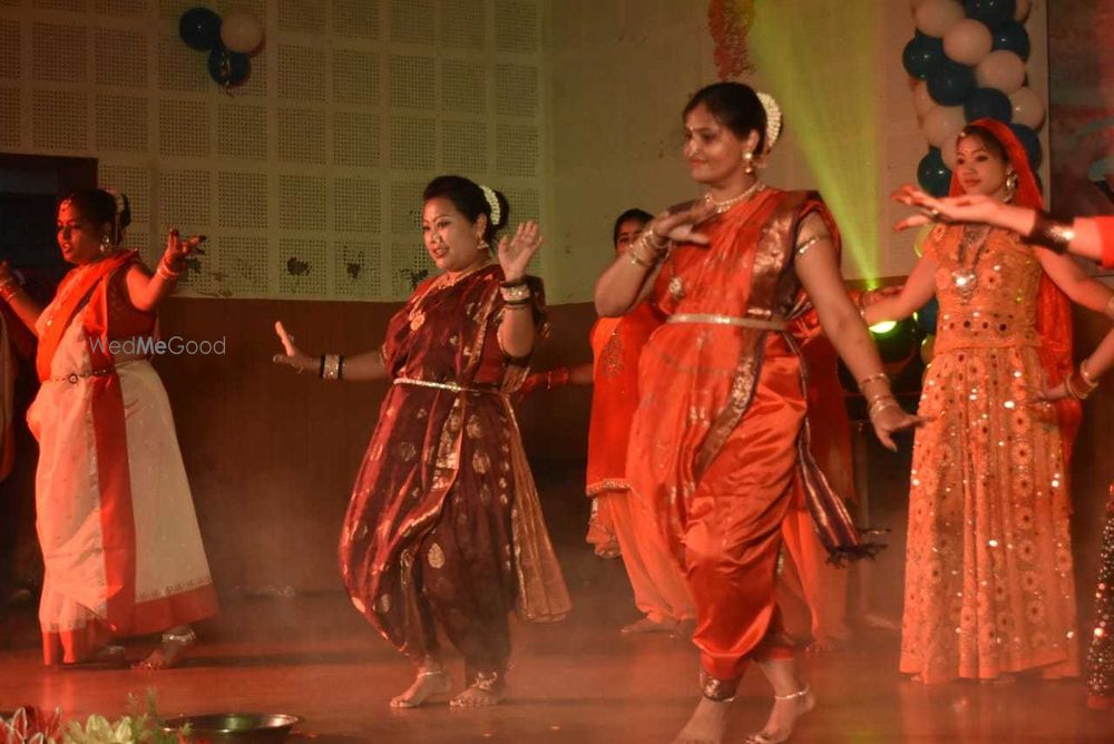 Photo By Choreographer Esha - Sangeet Choreographer