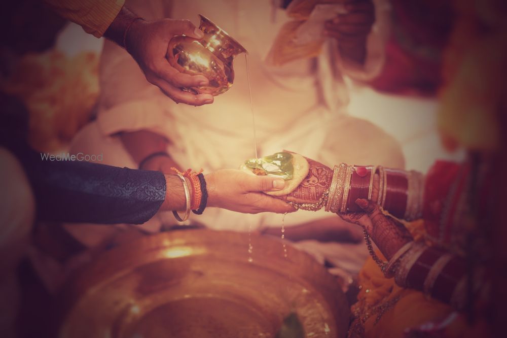 Photo By ArRT Photos - Photographers