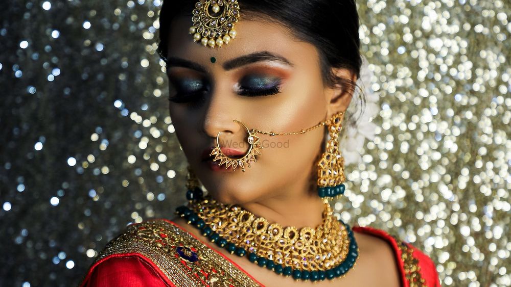 Ami Bhavsar Makeup
