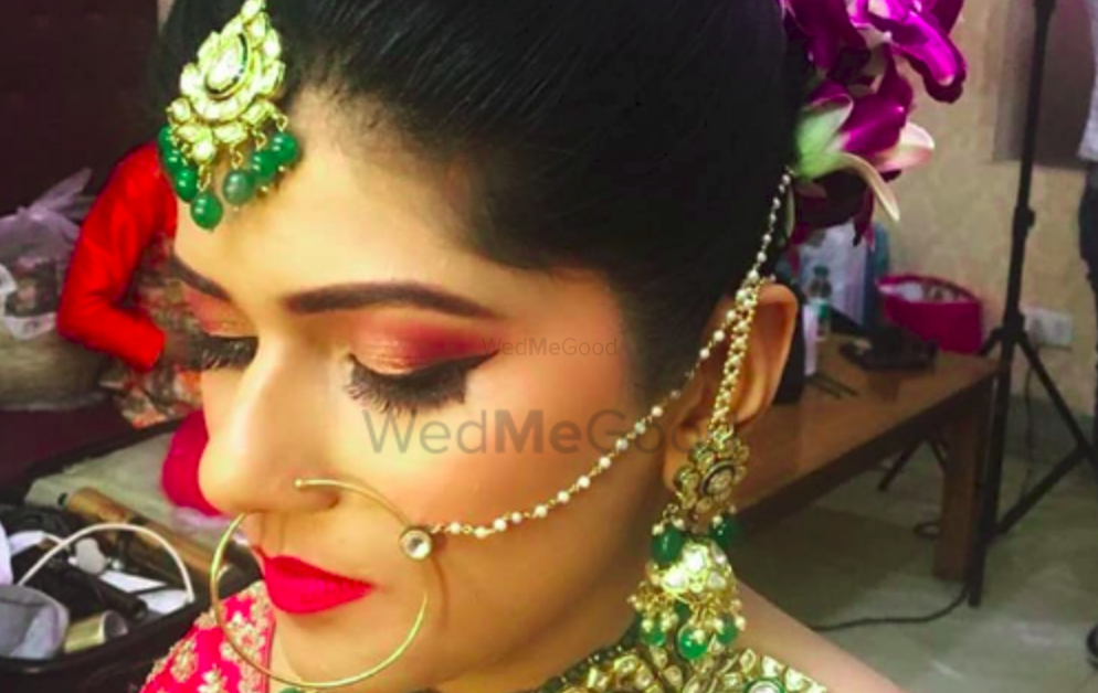 Shreya Beauty Parlour