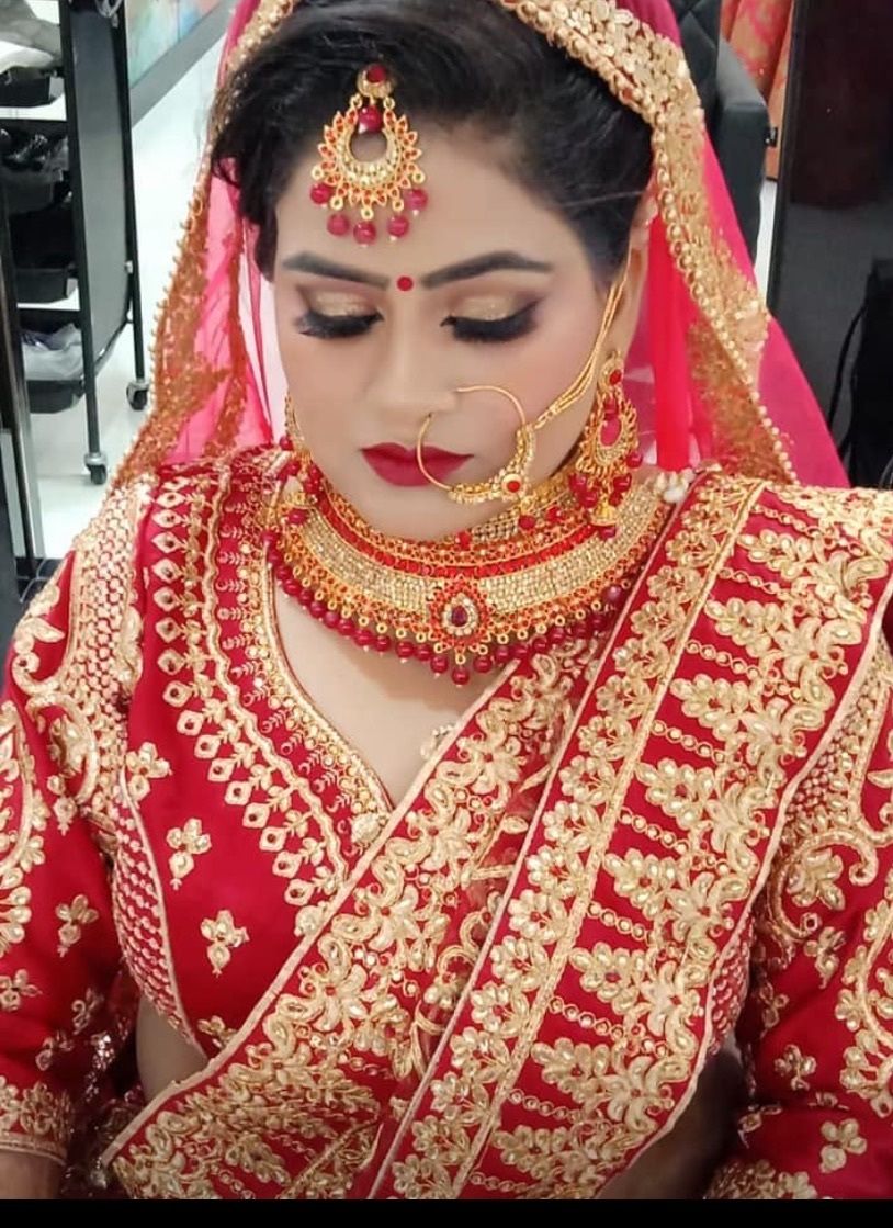 Photo By VLCC Salon, Bhelupur - Bridal Makeup