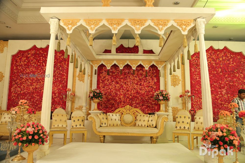 Photo By Vivah Luxury Weddings - Decorators