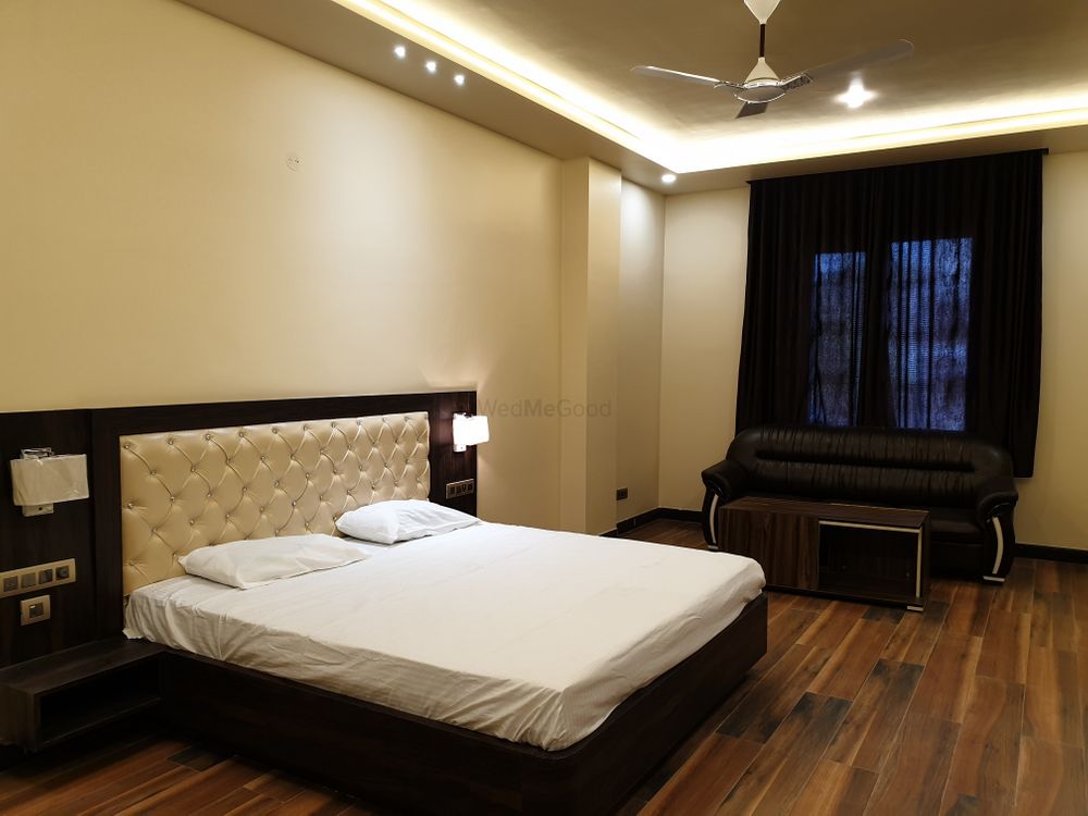 Photo By Hotel Vibharaj Palace - Venues