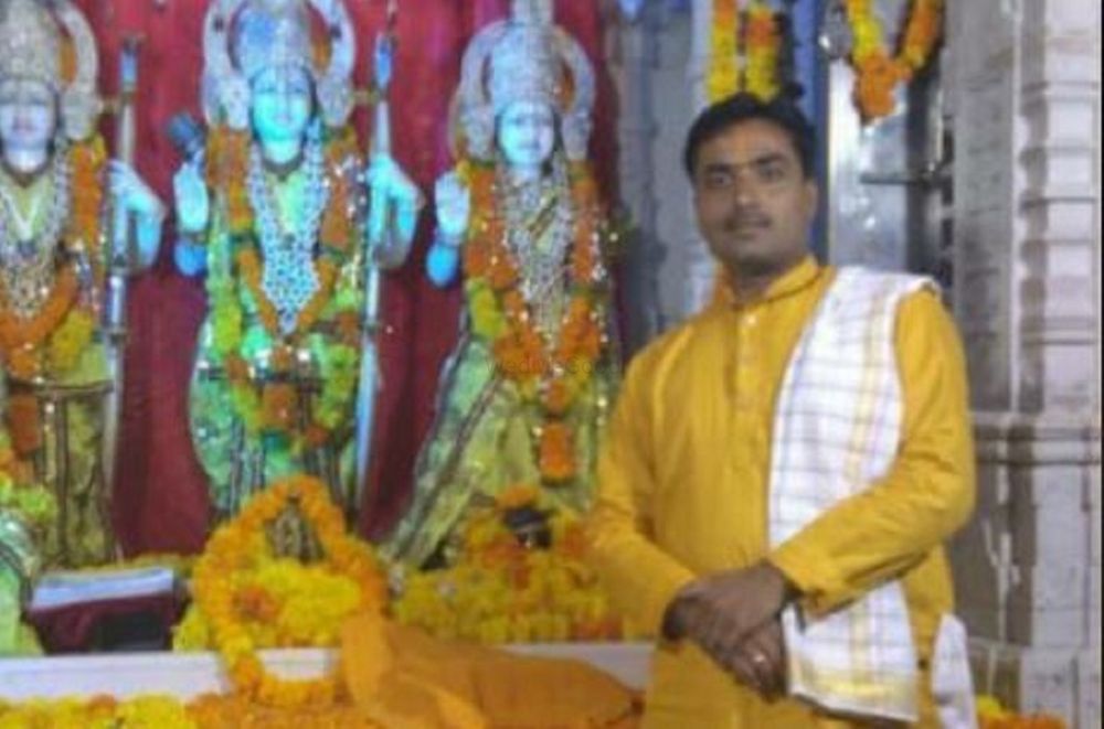 Pandit Vijay Sarma Astrologer