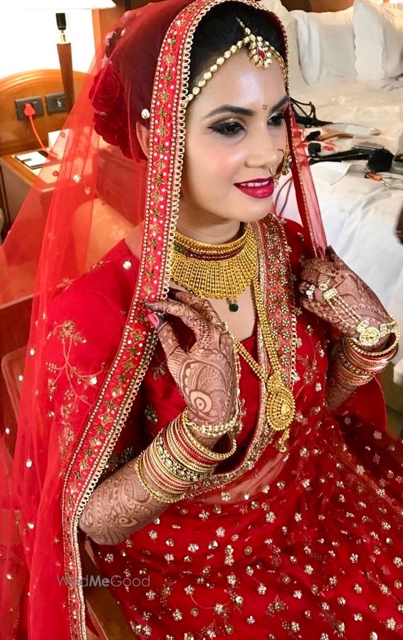 Photo By Panache Sejpal Makeovers - Bridal Makeup