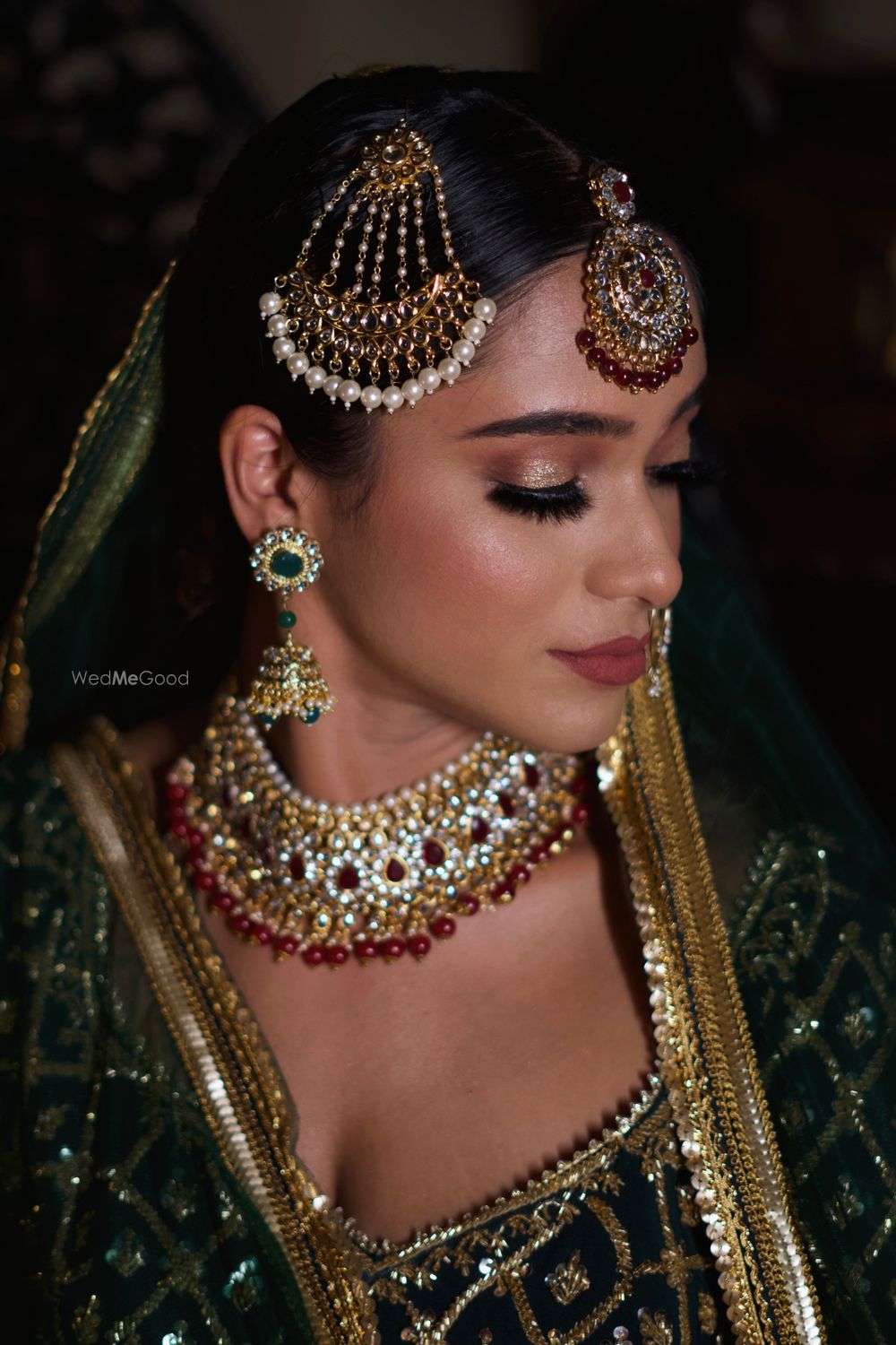 Photo By Roshni Henriquihna - Bridal Makeup