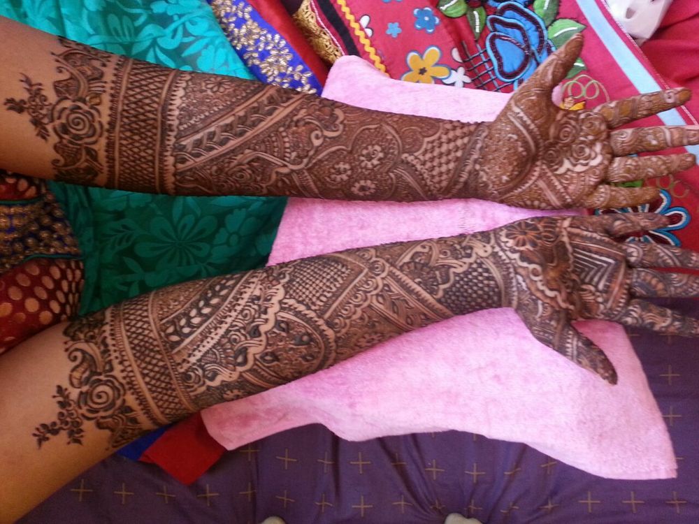 Tasneem  Mehendi Artists