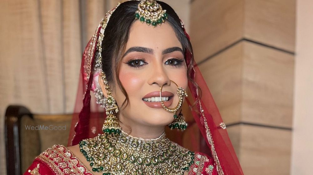 Neha Tripathi Makeup Artist