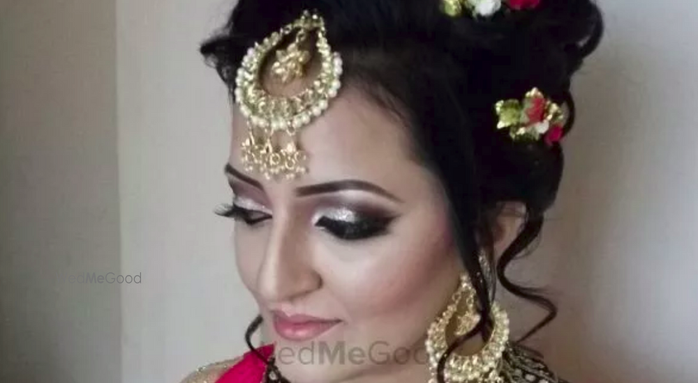 Richas Gloss N Glamour Beauty Salon