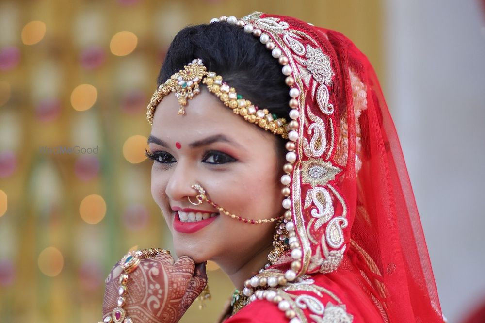 Bhavini's Beauty and Brides