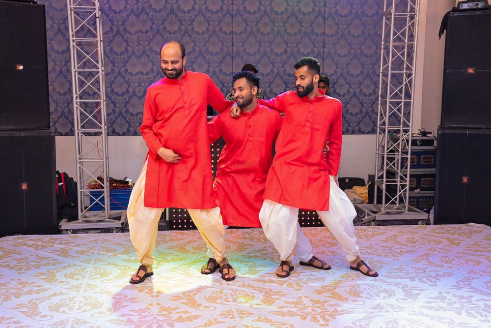 Photo By Nrityashaala Weddings - Sangeet Choreographer