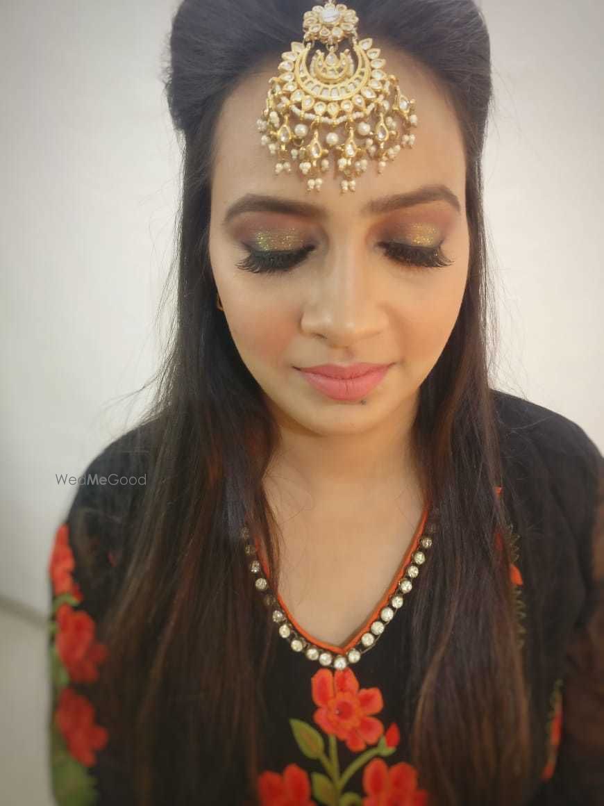 Photo By Makeovers by Navneet - Bridal Makeup