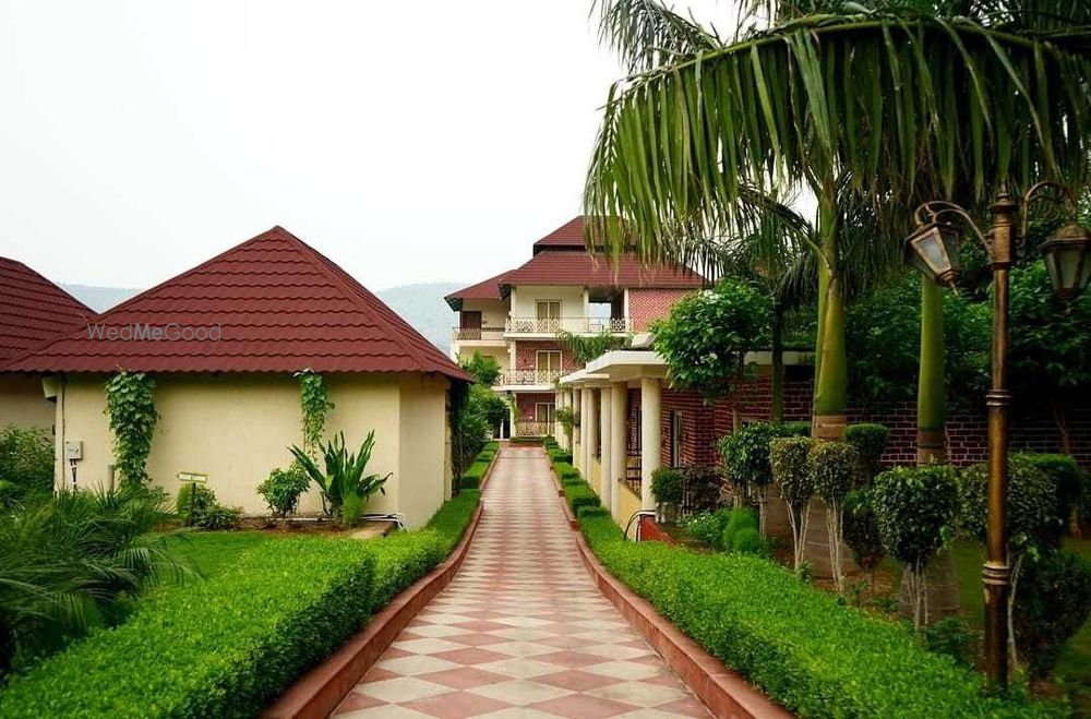 Desi Thath Resort