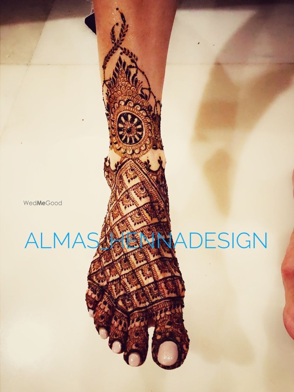 Photo By Almas Mehendi Artist - Mehendi Artist