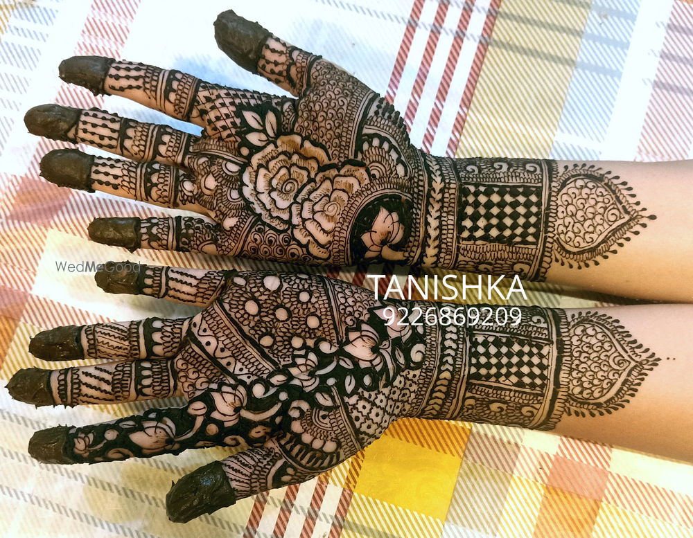 Photo By Tanishka Mehendi - Mehendi Artist