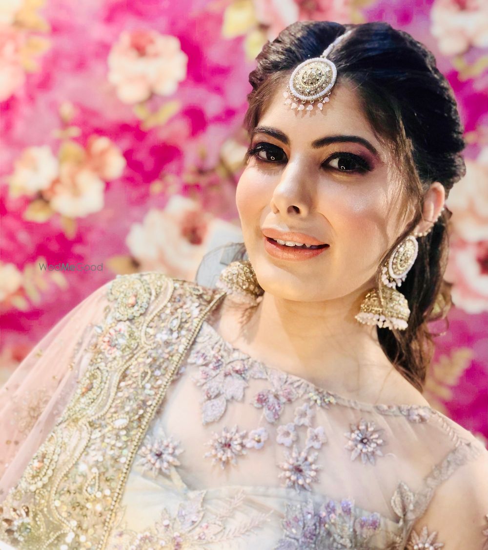 Photo By Laadli by Mallika Dhawan - Bridal Makeup