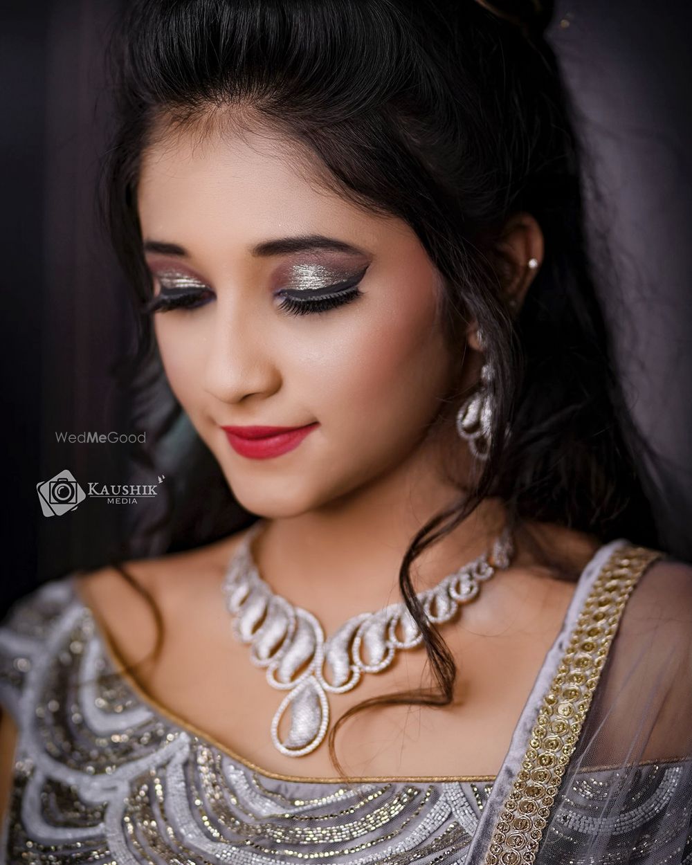 Photo By Richa Alchiya Makeup Artist and Hairstylist - Bridal Makeup