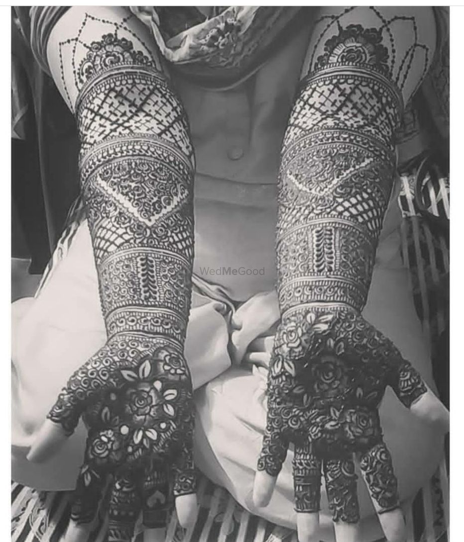 Photo By Henna by Hafsa - Mehendi Artist