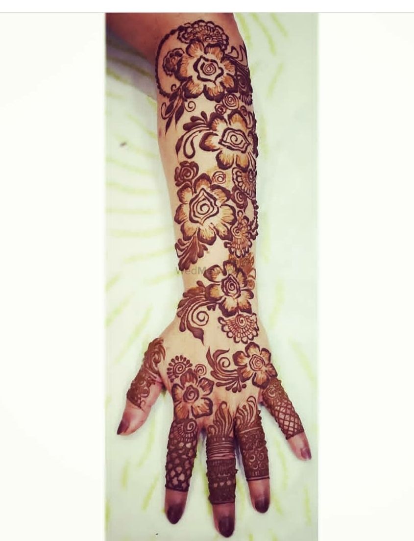 Photo By Henna by Hafsa - Mehendi Artist