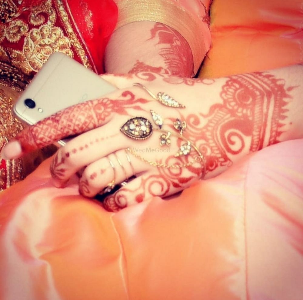 Photo By Henna by Hafsa - Mehendi Artist