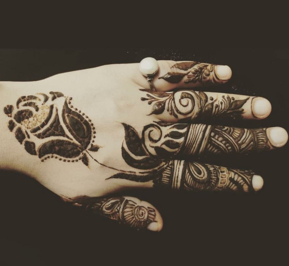 Photo By Henna by Hafsa - Mehendi Artist