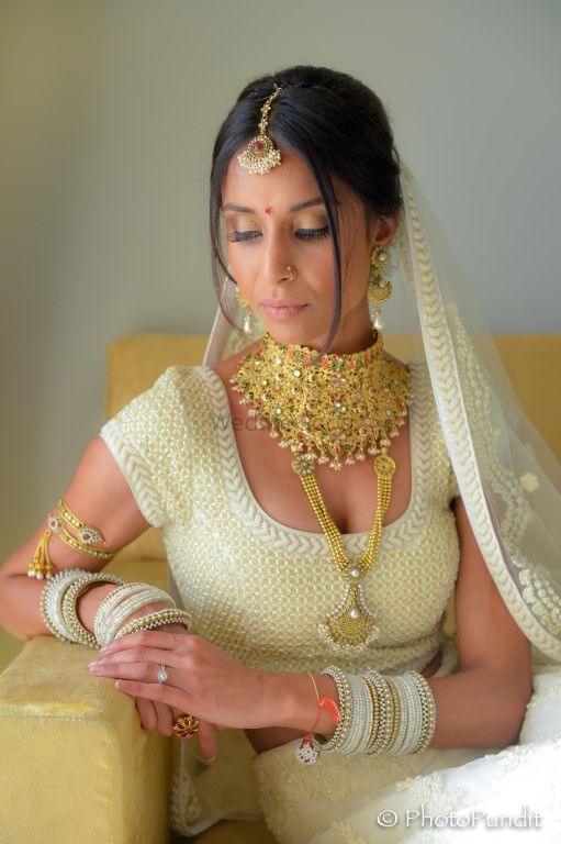 Photo By Neomis Goa - Bridal Makeup