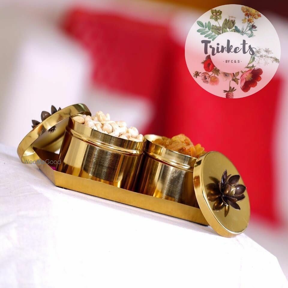 Photo By Trinkets By C&S - Trousseau Packers