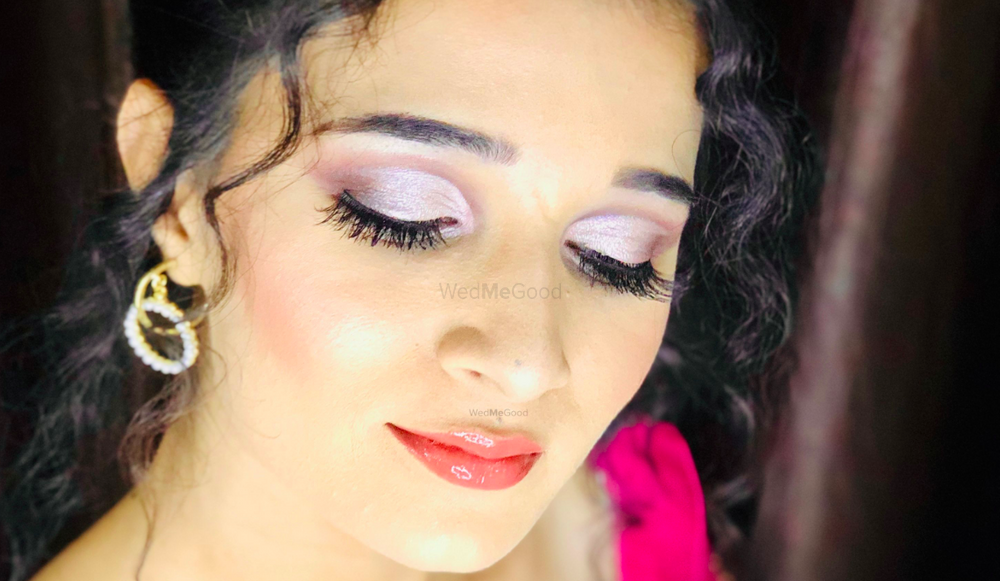 Neha Jangid Professionals Makeup Studio And Academy