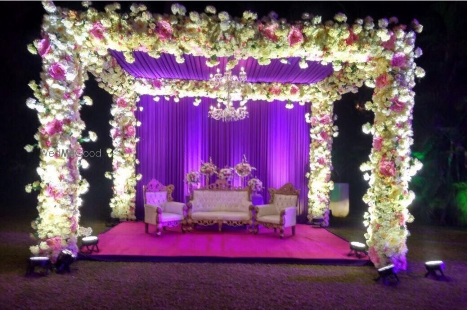 Photo By The Debonair Designs - Decorators