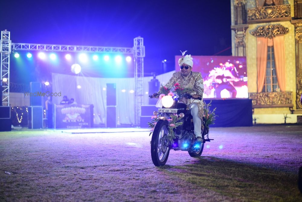 Photo By Divine Dreams Farm & Banquets - Venues