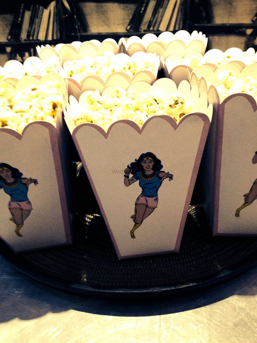 Photo of Serve popcorn during the pheras