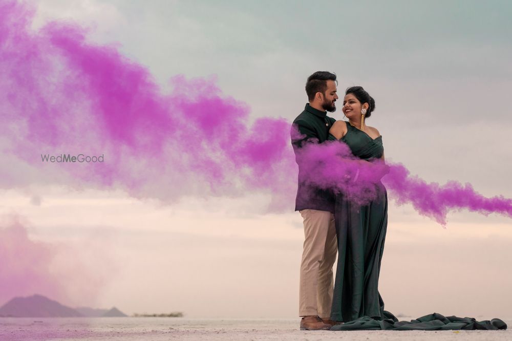 Photo By Weddings by Dev - Photographers