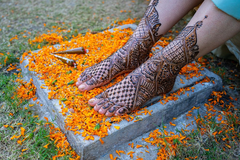 Photo By Weddings by Dev - Photographers