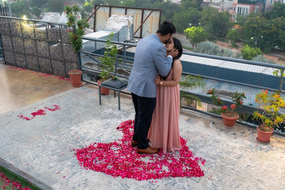 Photo By Weddings by Dev - Photographers