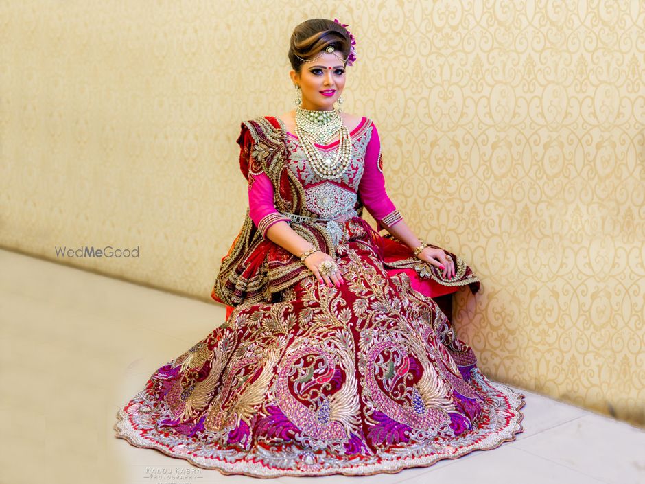 Photo By Meenakshi Dutt Makeovers - Bridal Makeup