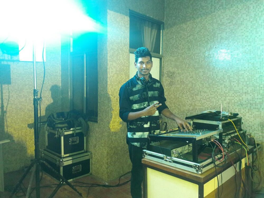 DJ Akshay