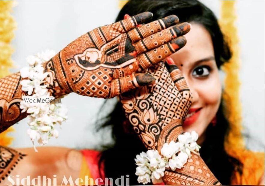 Siddhi Mehendi