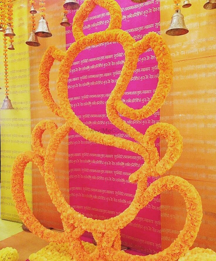 Photo of genda flower decor