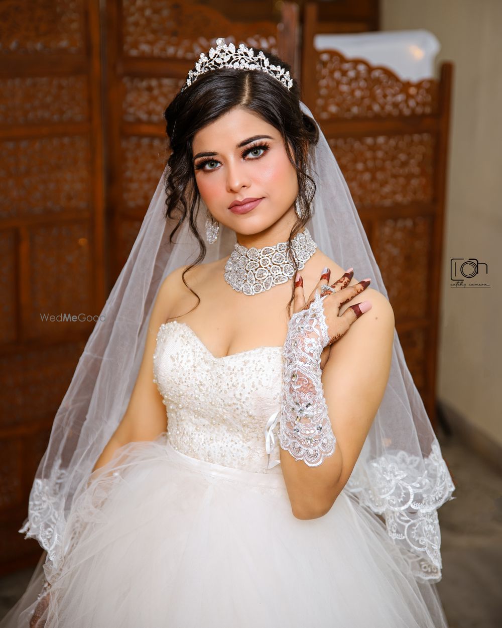 Photo By Sunflower Makeovers by Yogita - Bridal Makeup