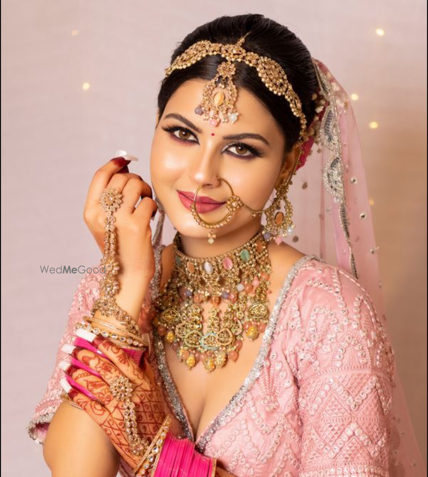 Photo By Sunflower Makeovers by Yogita - Bridal Makeup