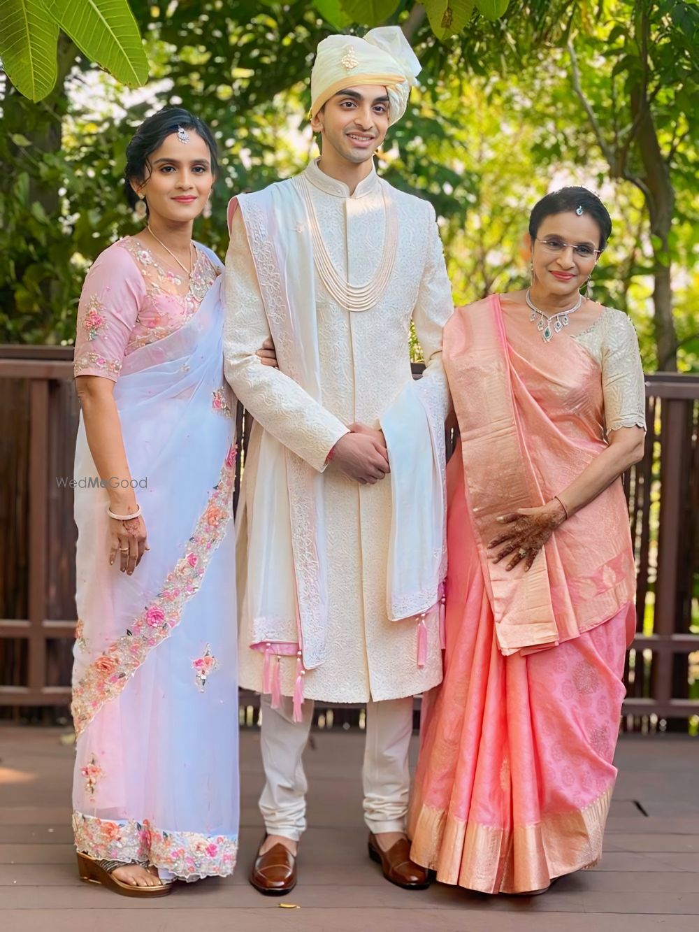 Photo By Makeover by Anee and Kittu - Bridal Makeup