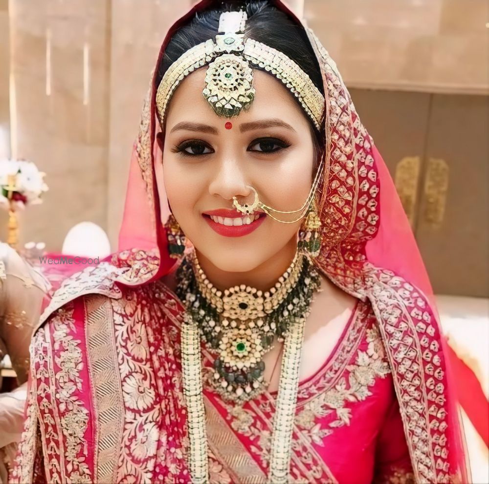 Photo By Makeover by Anee and Kittu - Bridal Makeup