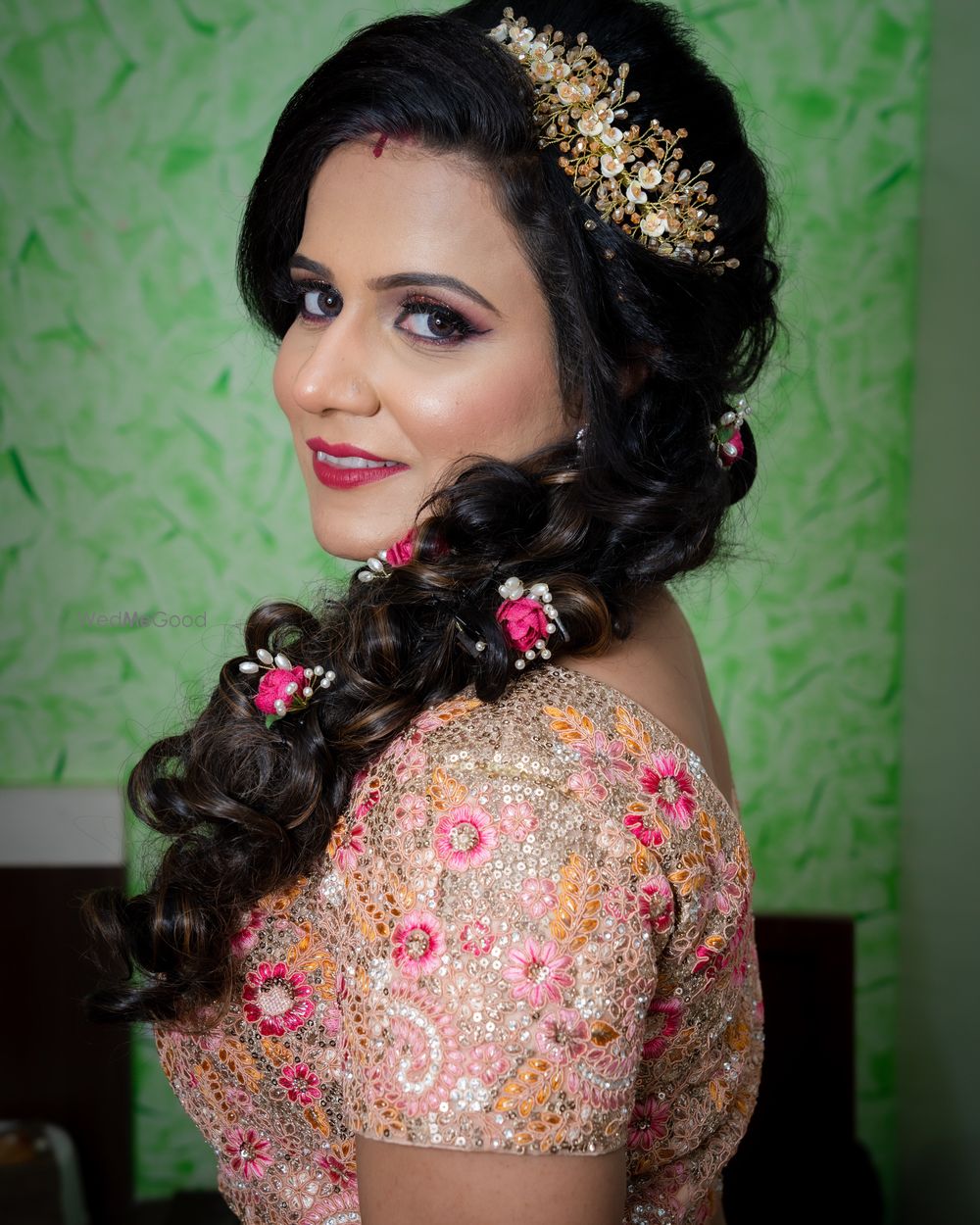 Photo By Pearl Ahuja Makeovers - Bridal Makeup