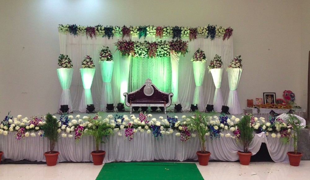 Spliced Knot Events and Production LLP